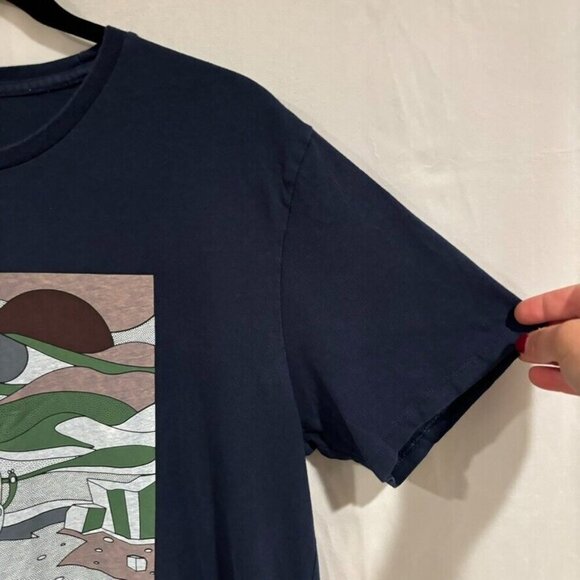 Levi's Men's Navy Graphic Short Sleeve Tee Size Large Southwestern 100% Cotton - Picture 4 of 10